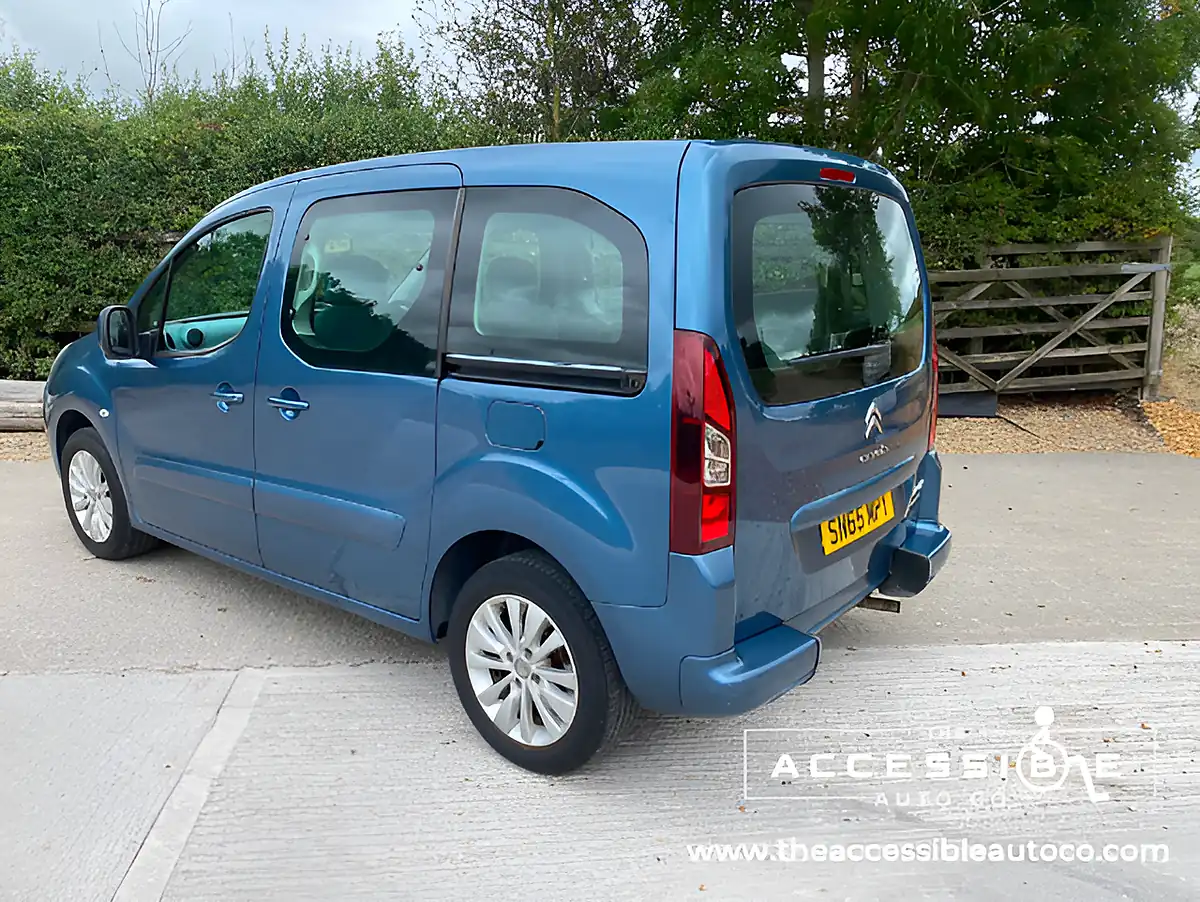 Used 2015 Citroen Berlingo Vtr Blue - Interior and Exterior details 6