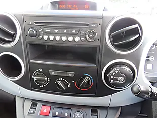 Used 2015 Citroen Berlingo Vtr Multispace White - Interior and Exterior details 13