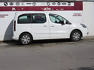 Used 2015 Citroen Berlingo Vtr Multispace White - Interior and Exterior details 17