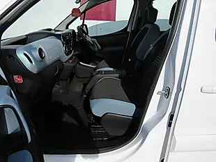 Used 2015 Citroen Berlingo Vtr Multispace White - Interior and Exterior details 9