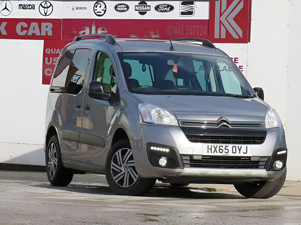 Used 2015 Citroen Berlingo Xtr Multispace Grey - Interior and Exterior details 15
