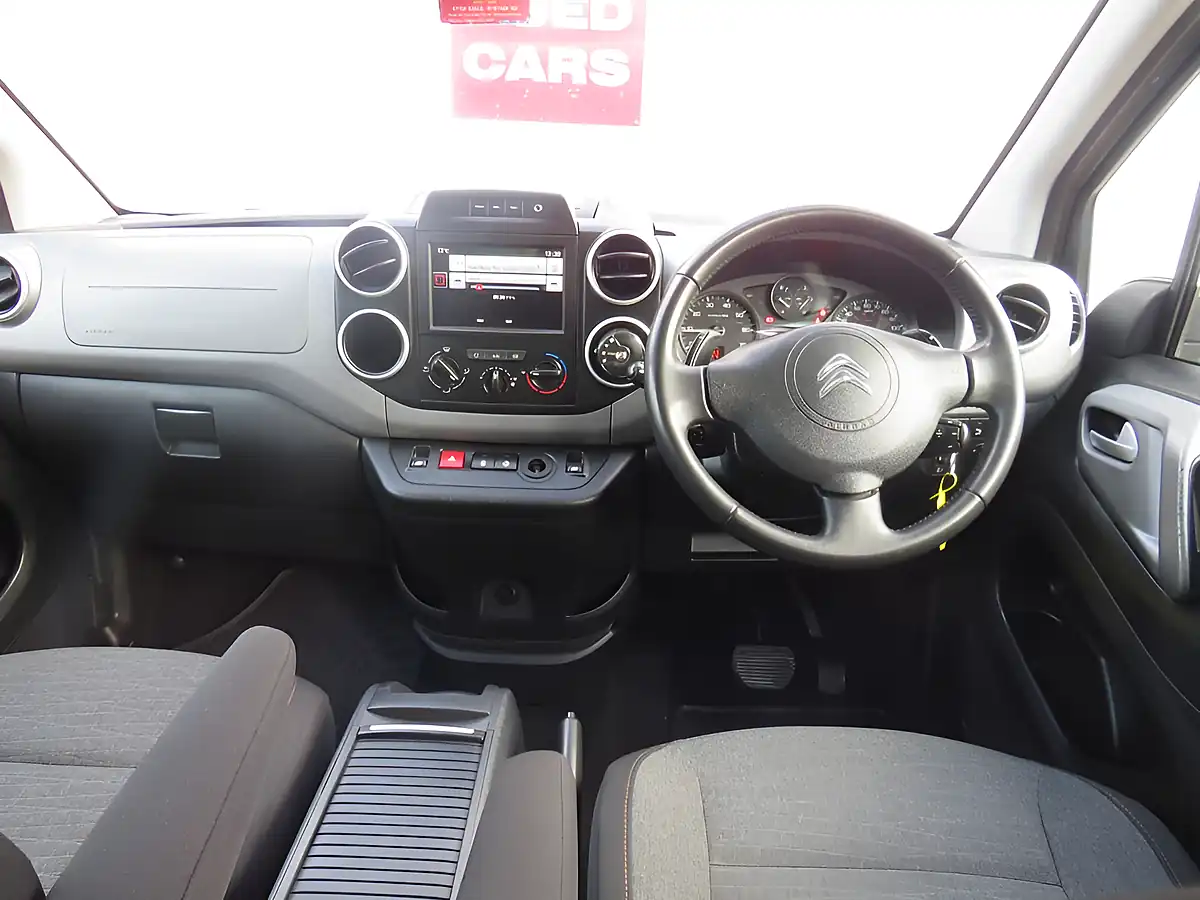 Used 2015 Citroen Berlingo Xtr Multispace Grey - Interior and Exterior details 2