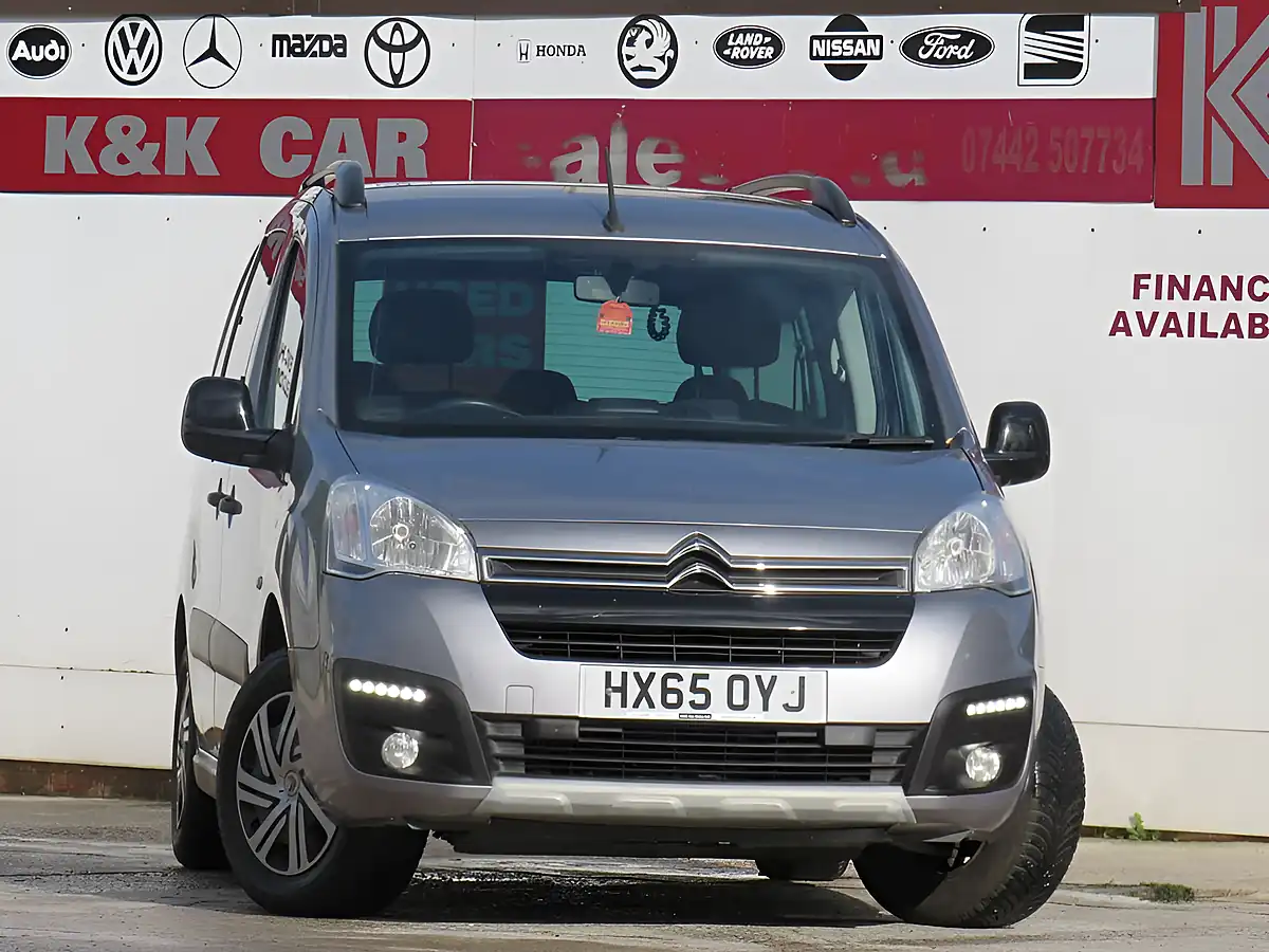 Used 2015 Citroen Berlingo Xtr Multispace Grey - Interior and Exterior details 20