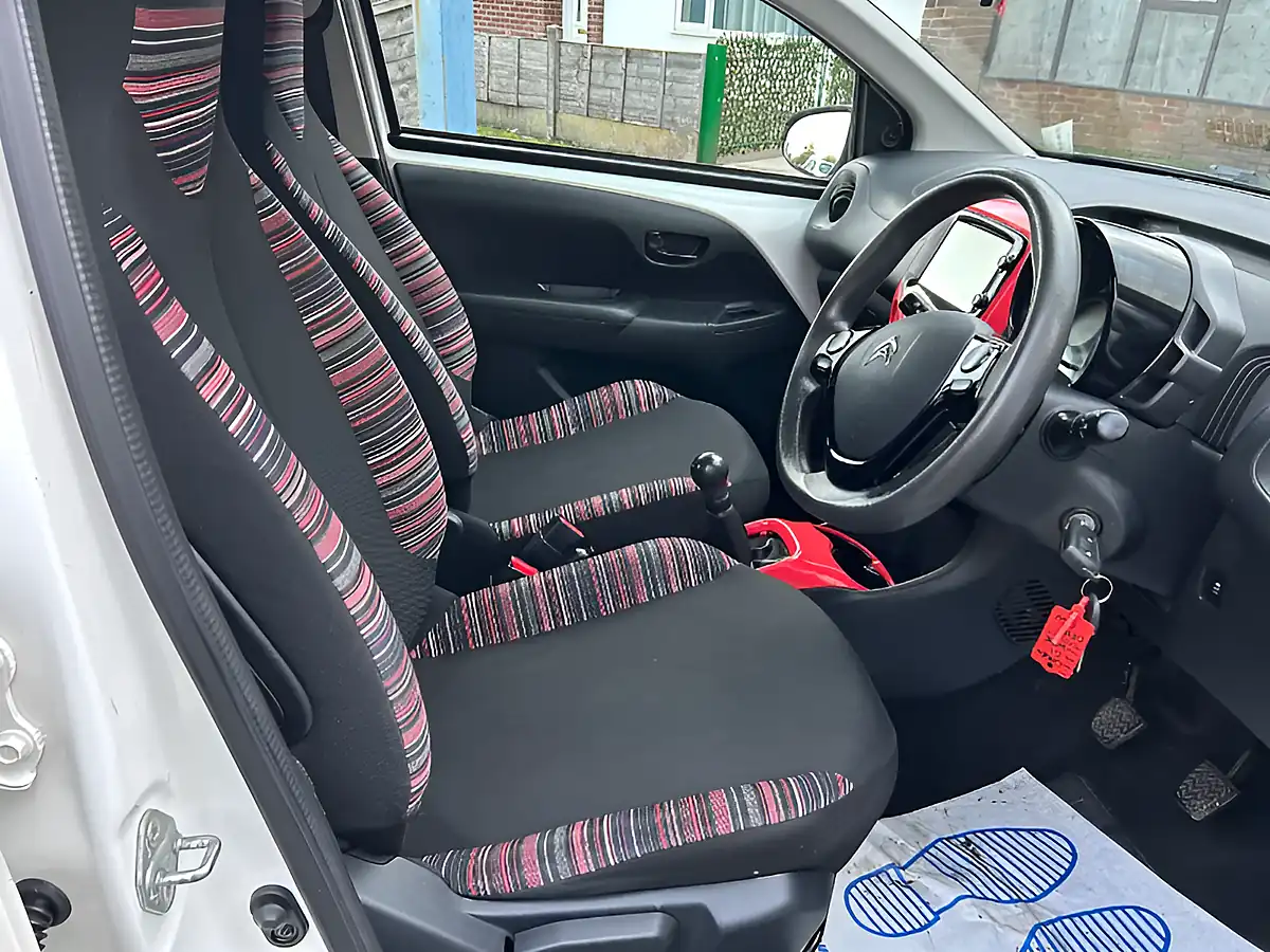 Used 2015 Citroen C1 Feel Edition Airscape White - Interior and Exterior details 13