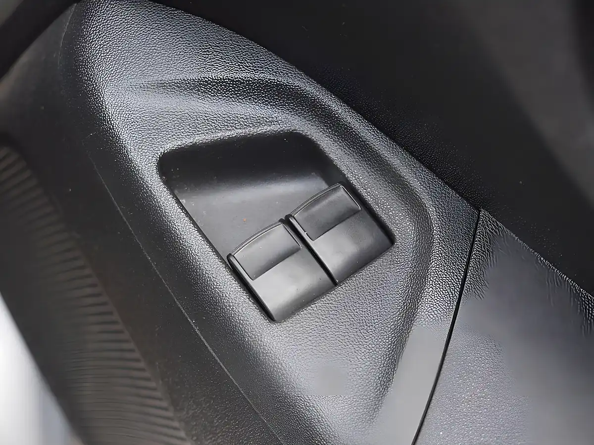 Used 2015 Citroen C1 Feel Grey - Interior and Exterior details 11