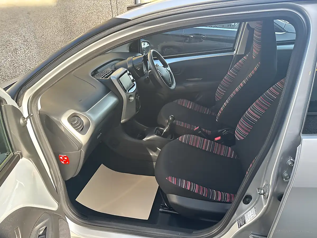 Used 2015 Citroen C1 Feel Grey - Interior and Exterior details 12