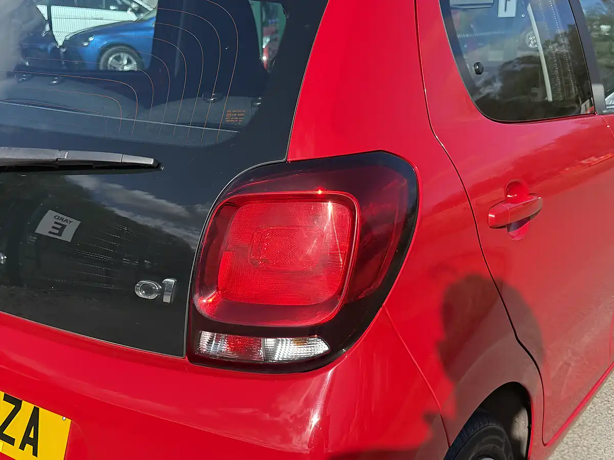 Used 2015 Citroen C1 Feel Red - Interior and Exterior details 14