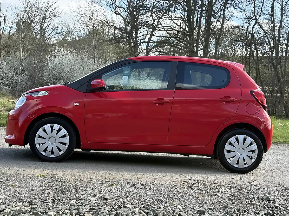 Used 2015 Citroen C1 Feel Red - Interior and Exterior details 9