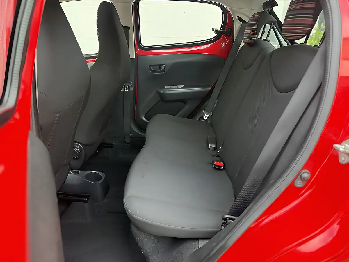 Used 2015 Citroen C1 Feel Red - Interior and Exterior details 11