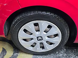 Used 2015 Citroen C1 Feel Red - Interior and Exterior details 20