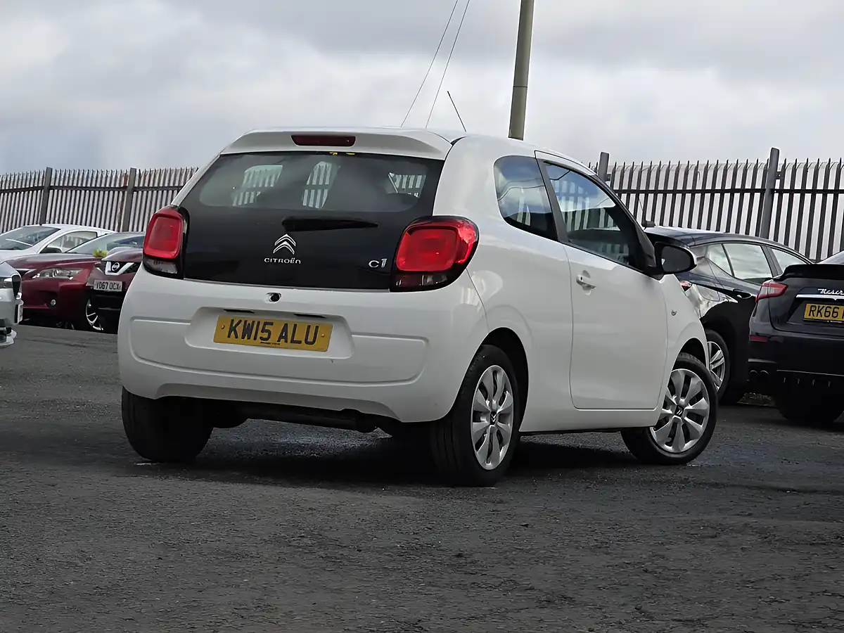 Used 2015 Citroen C1 Feel White - Interior and Exterior details 16
