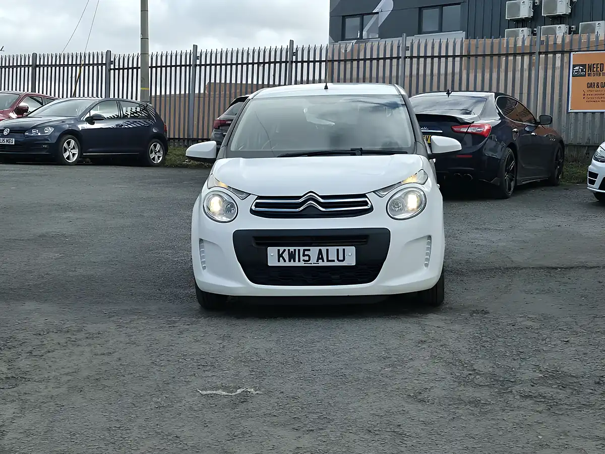 Used 2015 Citroen C1 Feel White - Interior and Exterior details 2