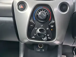 Used 2015 Citroen C1 Feel White - Interior and Exterior details 6