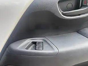 Used 2015 Citroen C1 Feel White - Interior and Exterior details 14