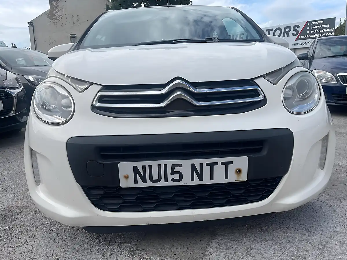 Used 2015 Citroen C1 Feel White - Interior and Exterior details 7