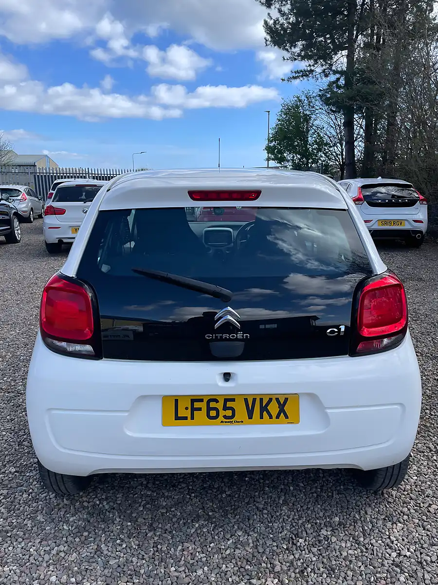 Used 2015 Citroen C1 Feel White - Interior and Exterior details 10