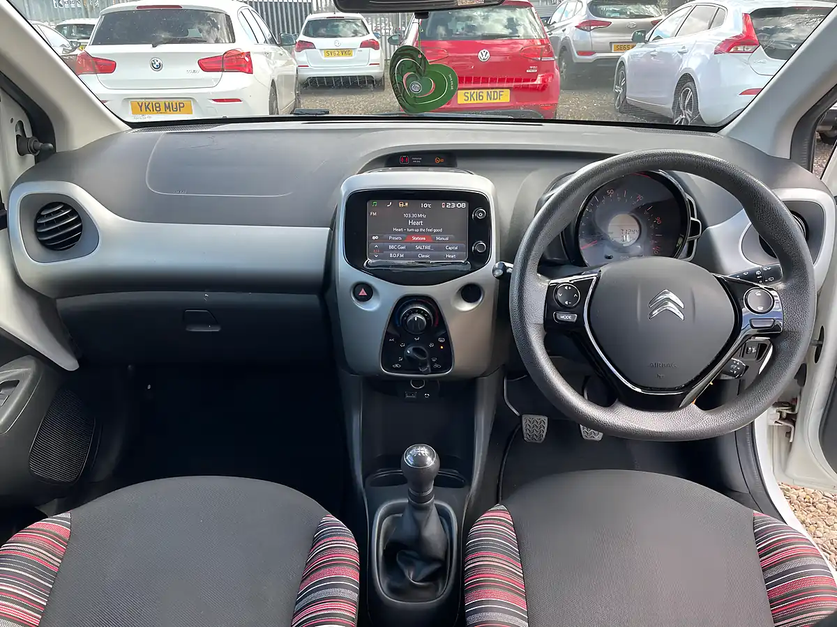 Used 2015 Citroen C1 Feel White - Interior and Exterior details 14