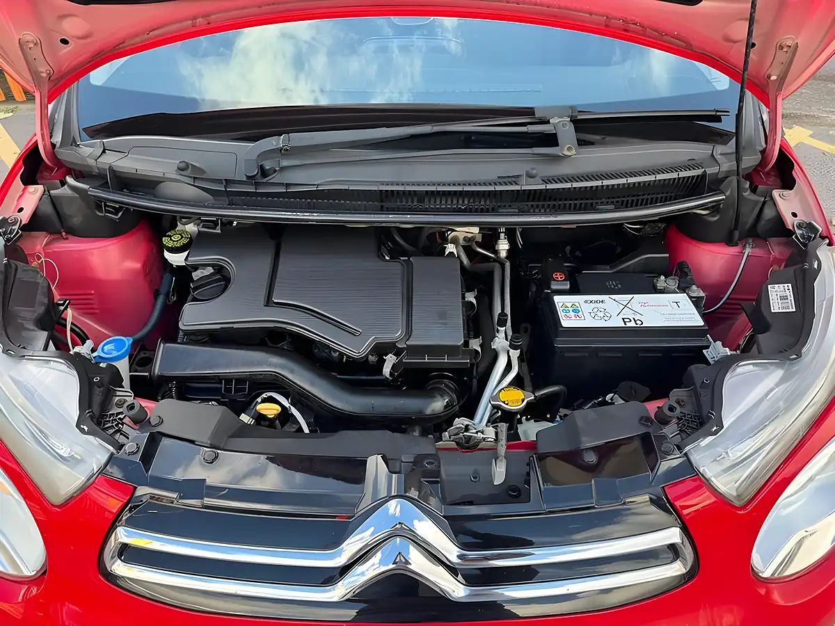 Used 2015 Citroen C1 Flair Airscape Red - Interior and Exterior details 10