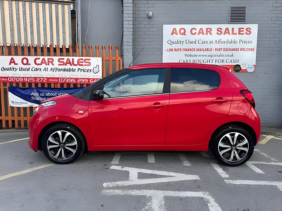 Used 2015 Citroen C1 Flair Airscape Red - Interior and Exterior details 4