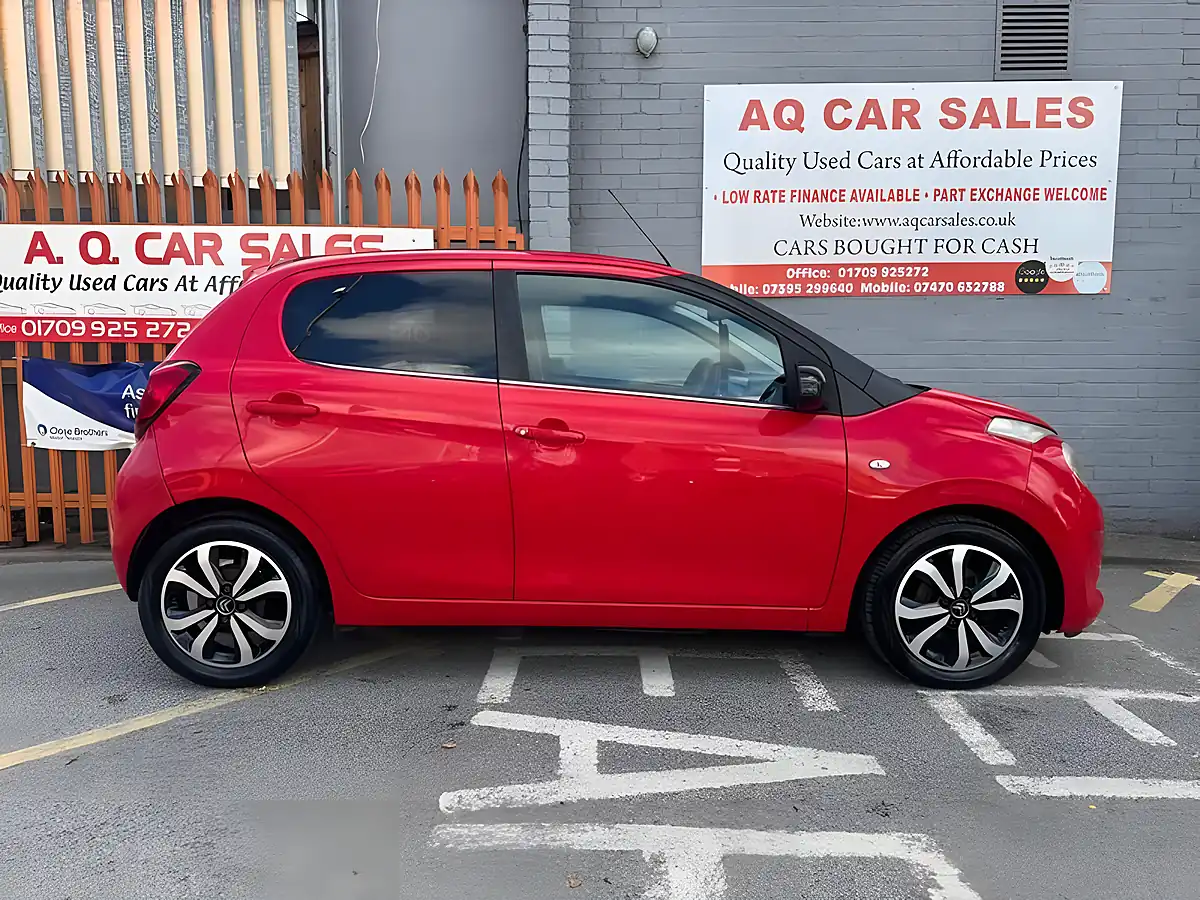 Used 2015 Citroen C1 Flair Airscape Red - Interior and Exterior details 8