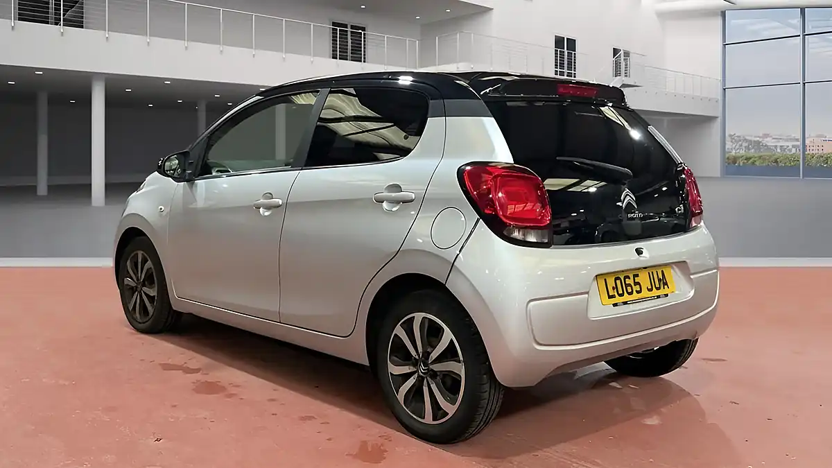 Used 2015 Citroen C1 Flair Grey - Interior and Exterior details 16