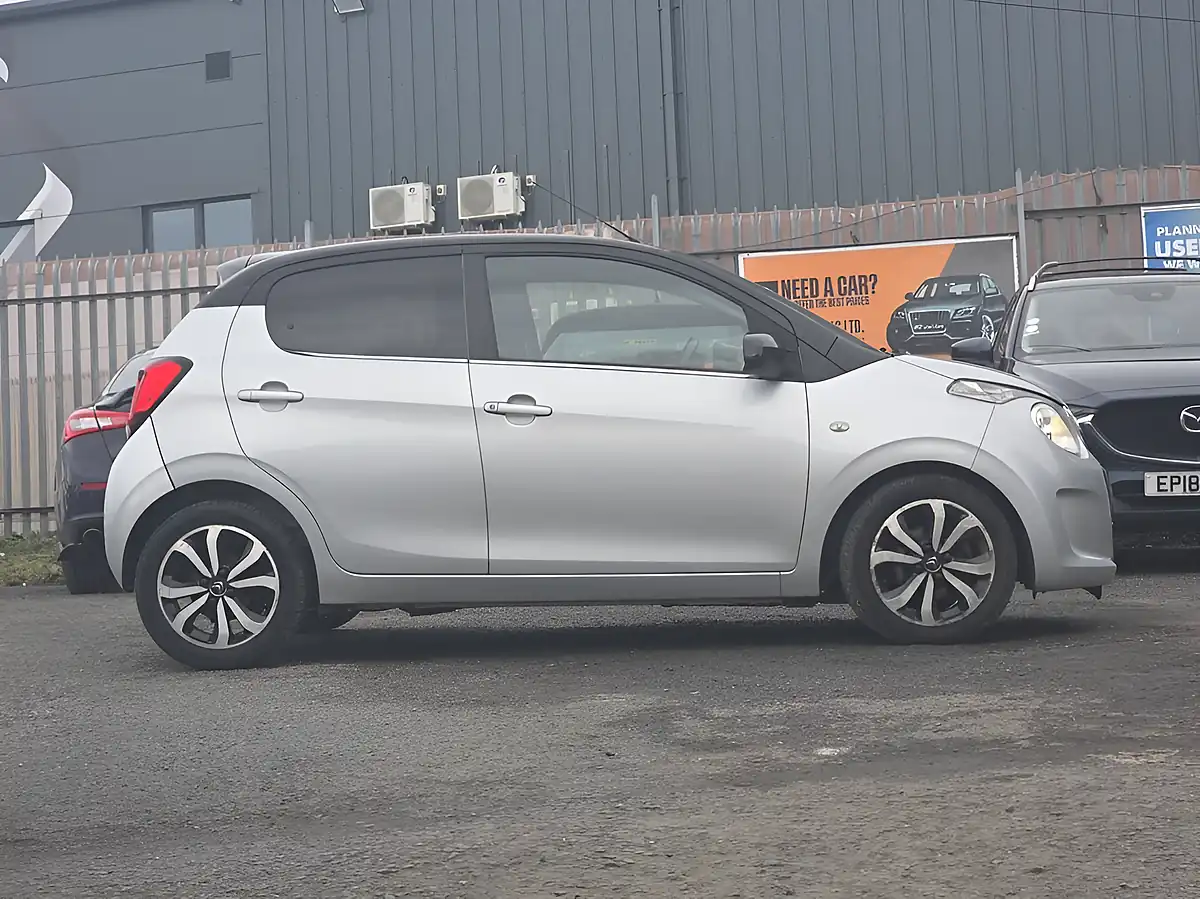 Used 2015 Citroen C1 Flair Grey - Interior and Exterior details 4