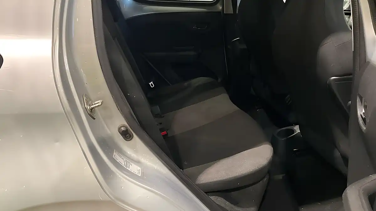 Used 2015 Citroen C1 Flair Grey - Interior and Exterior details 12