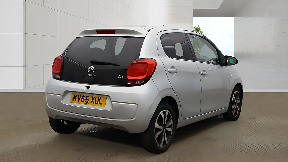 Used 2015 Citroen C1 Flair Grey - Interior and Exterior details 5