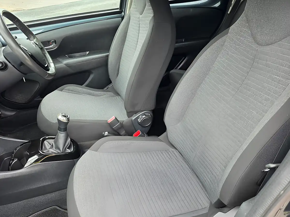 Used 2015 Citroen C1 Flair Grey - Interior and Exterior details 12