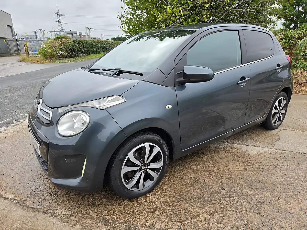 Used 2015 Citroen C1 Flair Grey - Interior and Exterior details 8