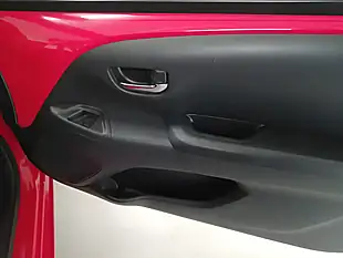 Used 2015 Citroen C1 Flair Red - Interior and Exterior details 17