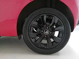 Used 2015 Citroen C1 Flair Red - Interior and Exterior details 19