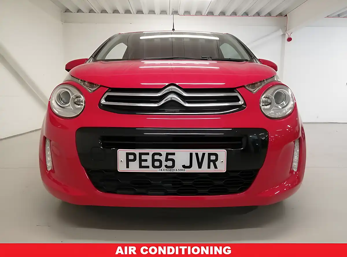 Used 2015 Citroen C1 Flair Red - Interior and Exterior details 4