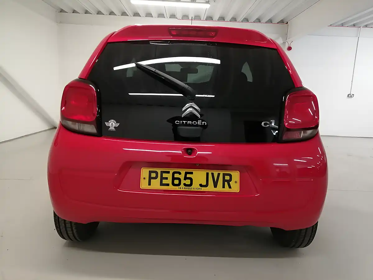 Used 2015 Citroen C1 Flair Red - Interior and Exterior details 5