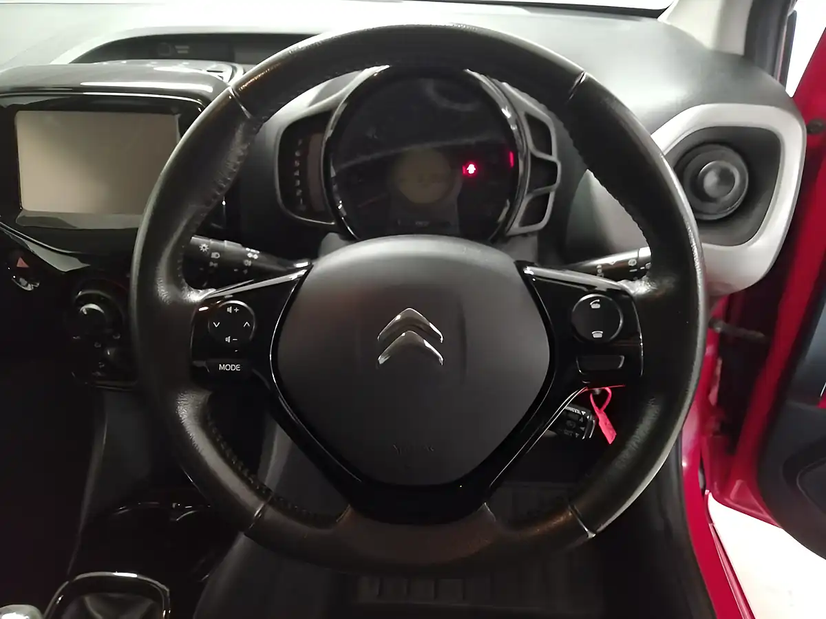 Used 2015 Citroen C1 Flair Red - Interior and Exterior details 7