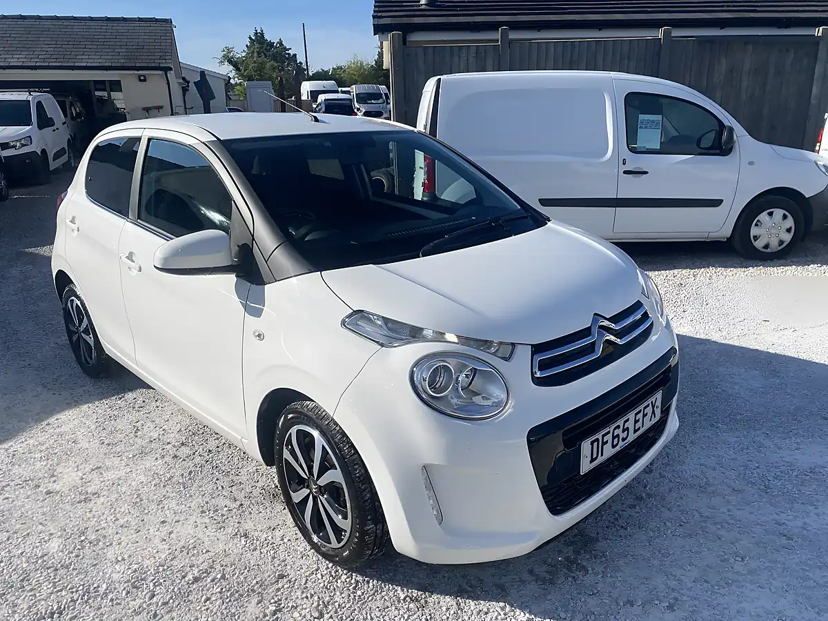 Used 2015 Citroen C1 Flair White - Interior and Exterior details 2