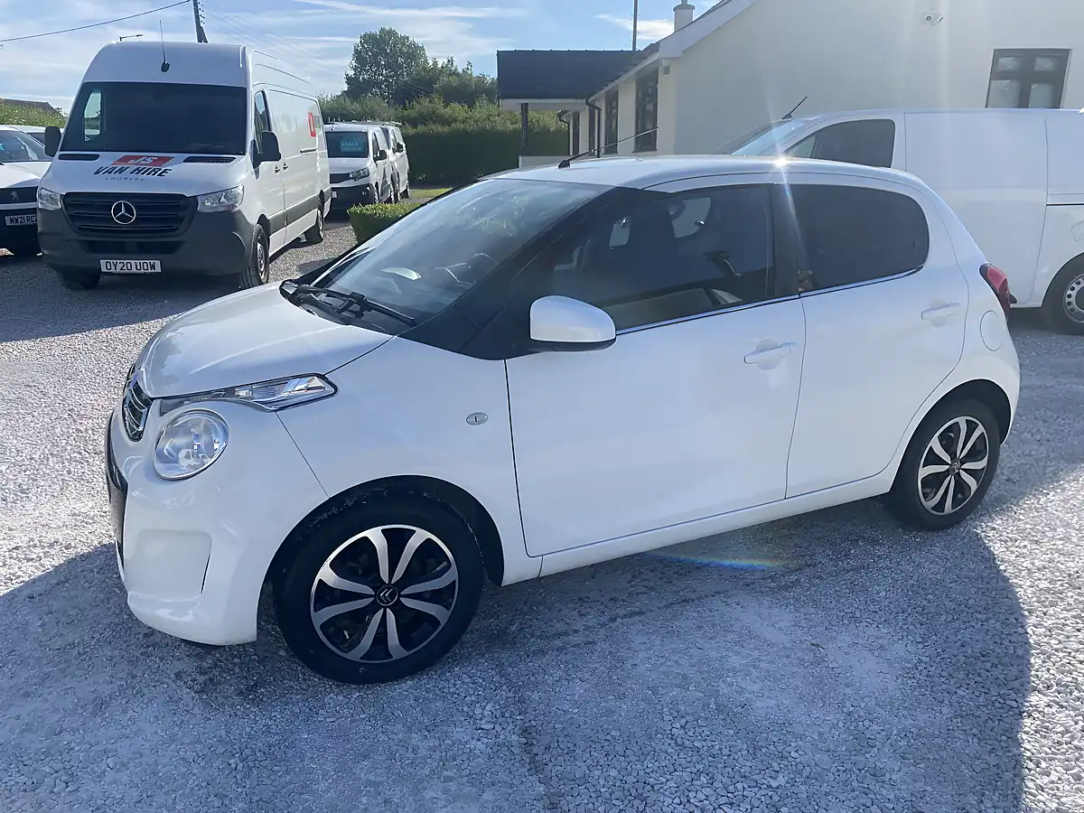 Used 2015 Citroen C1 Flair White - Interior and Exterior details 8