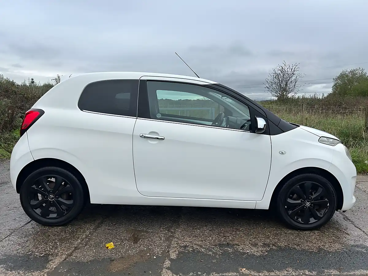 Used 2015 Citroen C1 Flair White - Interior and Exterior details 2