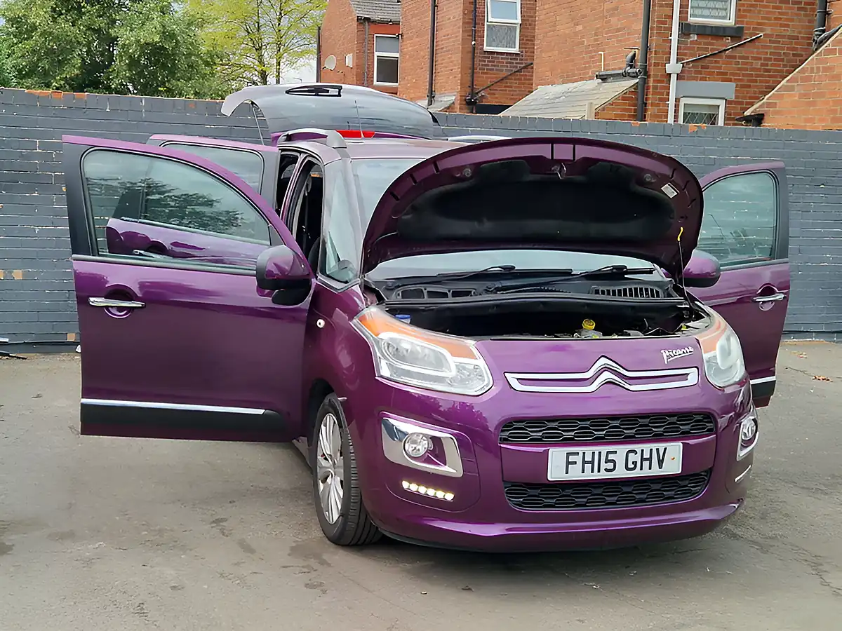 Used 2015 Citroen C3 Picasso Exclusive Purple - Interior and Exterior details 10