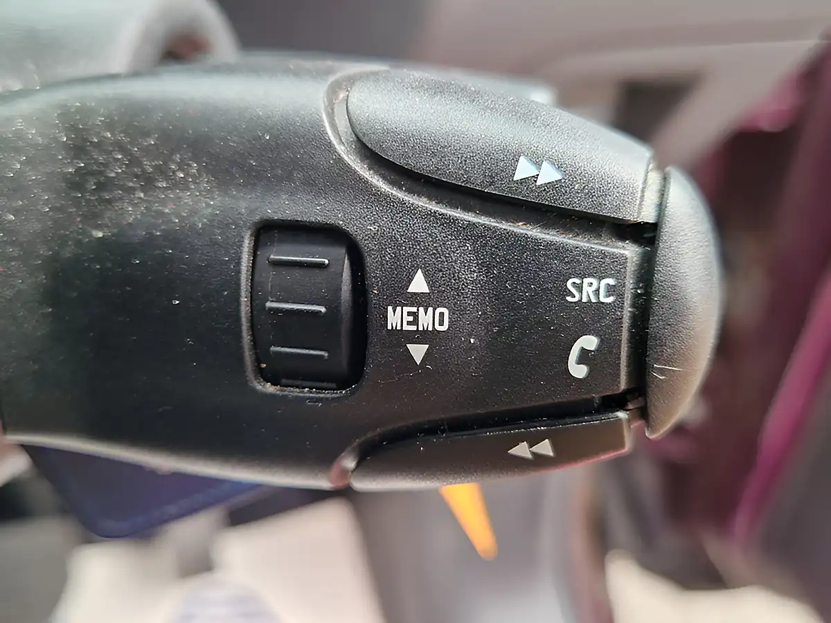 Used 2015 Citroen C3 Picasso Exclusive Purple - Interior and Exterior details 19