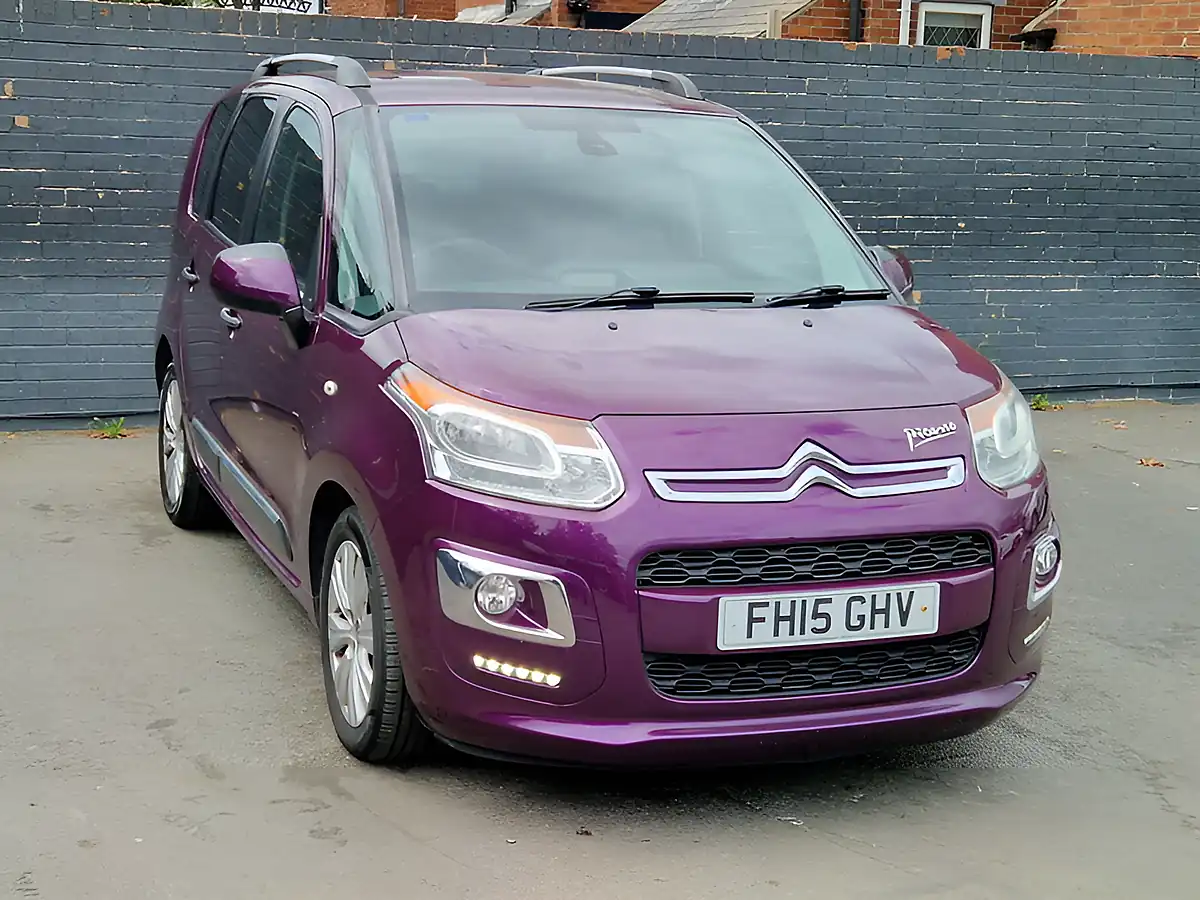 Used 2015 Citroen C3 Picasso Exclusive Purple - Interior and Exterior details 3