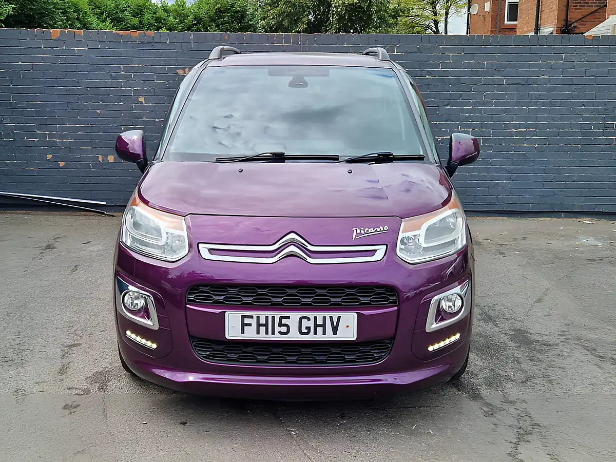 Used 2015 Citroen C3 Picasso Exclusive Purple - Interior and Exterior details 4