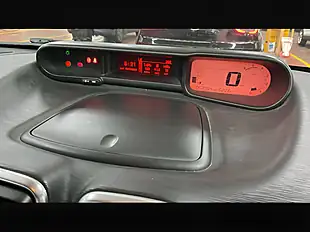 Used 2015 Citroen C3 Picasso Selection Silver - Interior and Exterior details 16