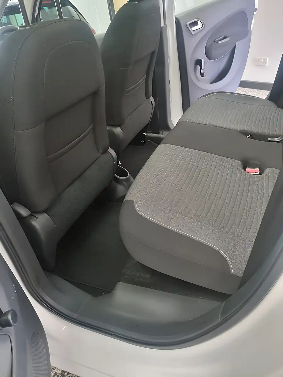 Used 2015 Citroen C3 Picasso Selection White - Interior and Exterior details 13