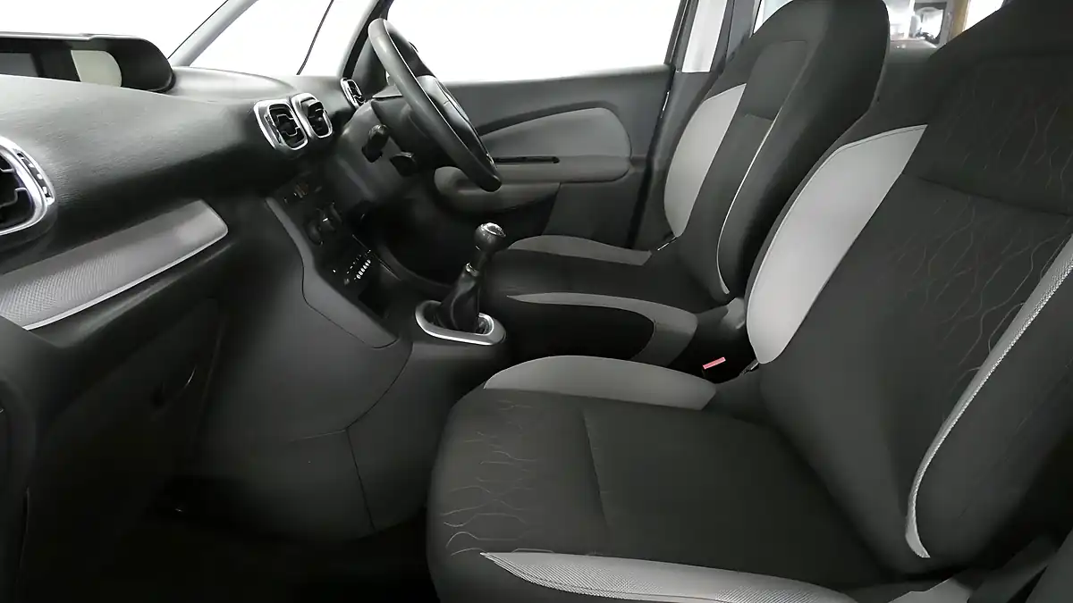 Used 2015 Citroen C3 Picasso Vtr+ Grey - Interior and Exterior details 8
