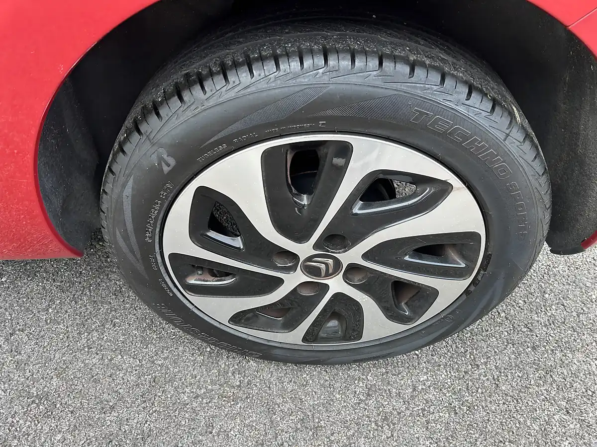 Used 2015 Citroen C3 Red - Interior and Exterior details 18