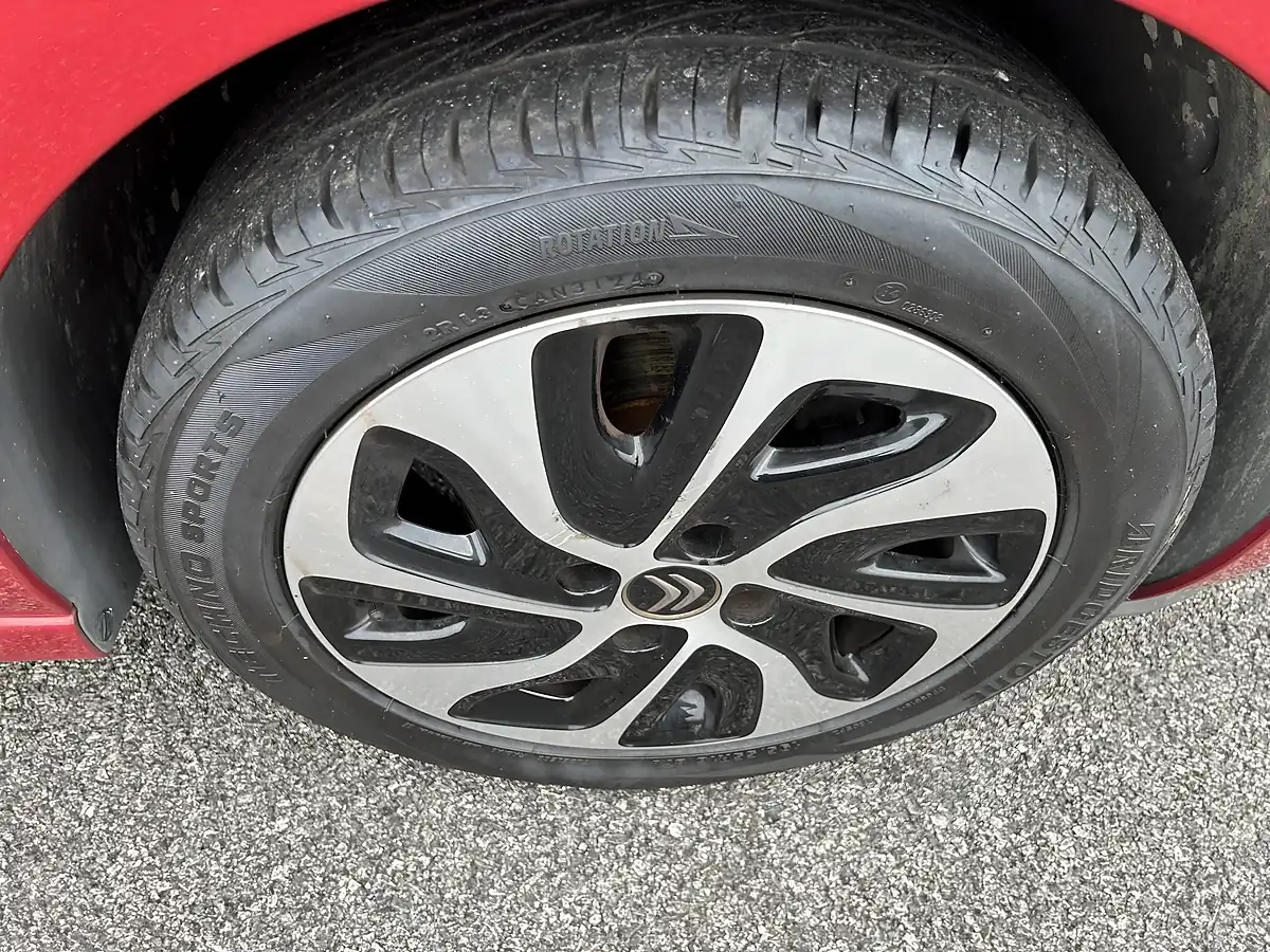 Used 2015 Citroen C3 Red - Interior and Exterior details 20