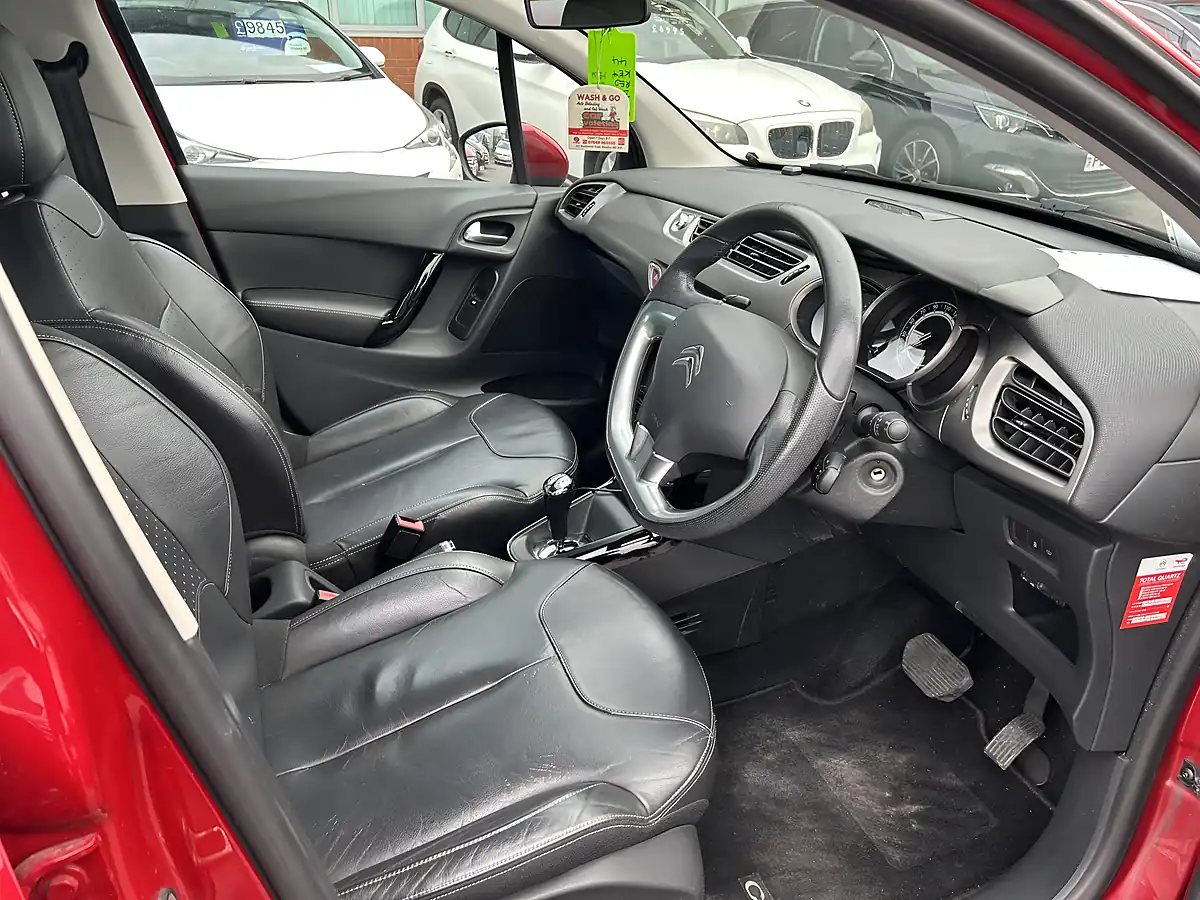 Used 2015 Citroen C3 Red - Interior and Exterior details 9