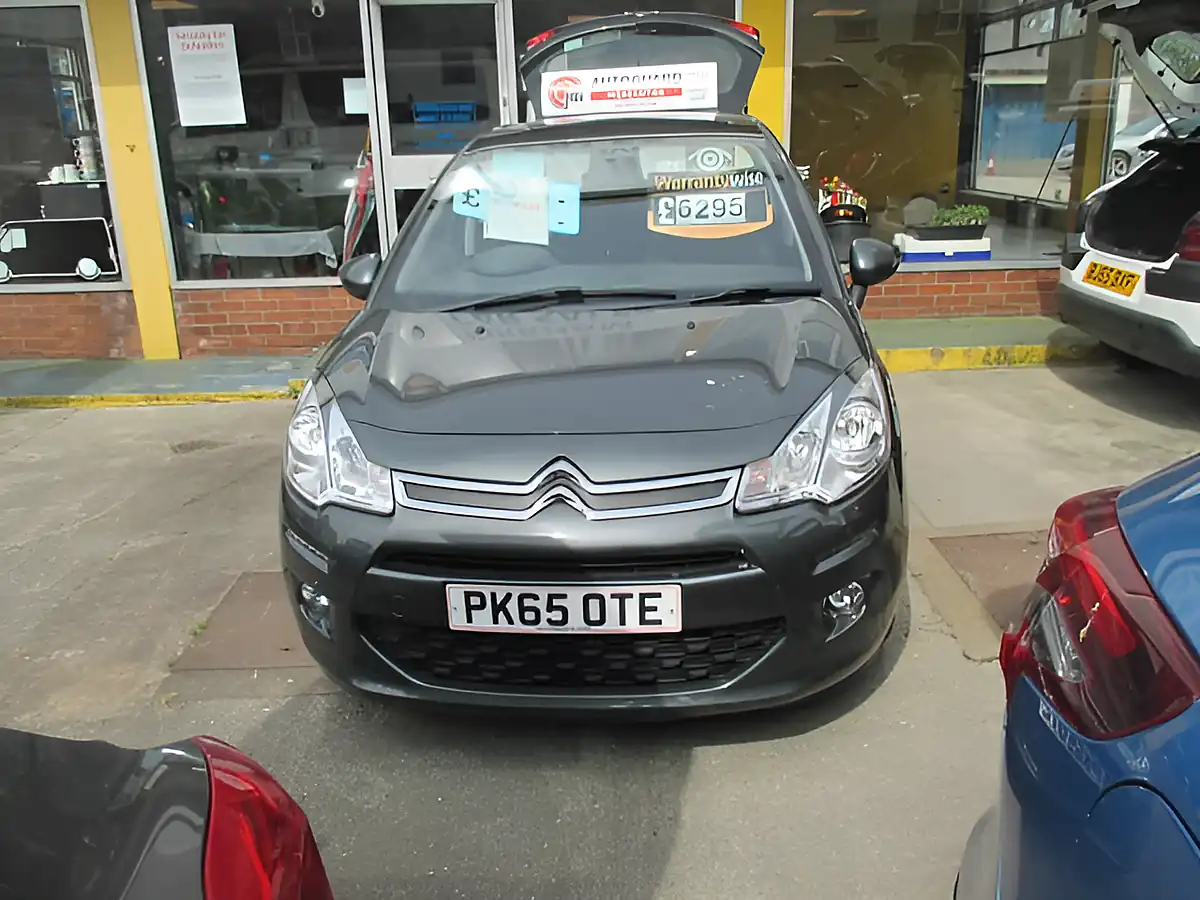 Used 2015 Citroen C3 Selection Grey - Front View