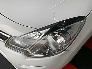Used 2015 Citroen C3 Vtr+ White - Interior and Exterior details 10
